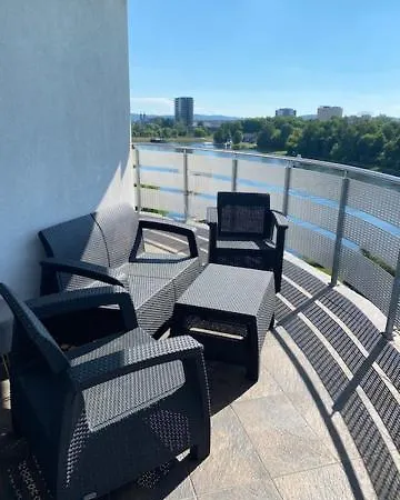Family & Business Sauna Apartments Klonowa Nad Zalewem, Unikat Spa Kielce Esterno foto
